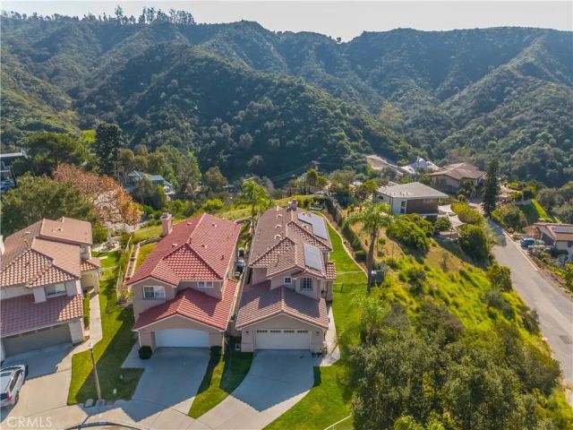 829 Calle La Primavera, Glendale, CA 91208