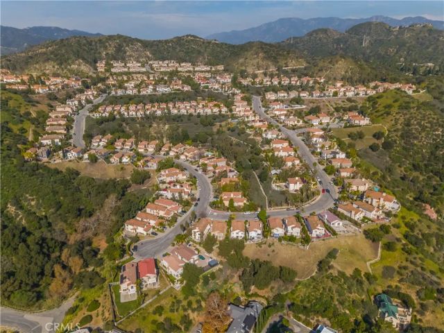 829 Calle La Primavera, Glendale, CA 91208