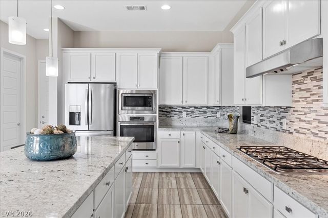13 Scenic Terrain Avenue, Henderson, NV 89011
