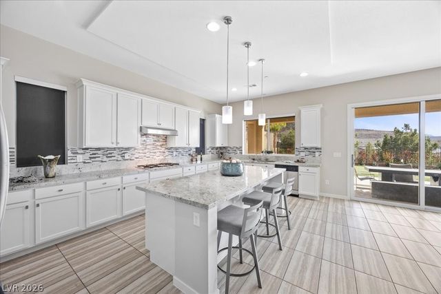13 Scenic Terrain Avenue, Henderson, NV 89011