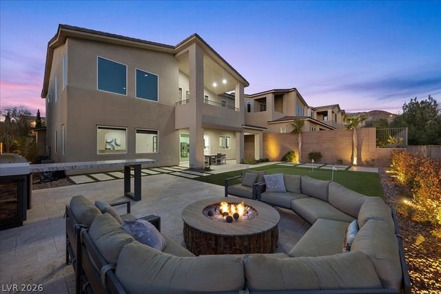13 Scenic Terrain Avenue, Henderson, NV 89011