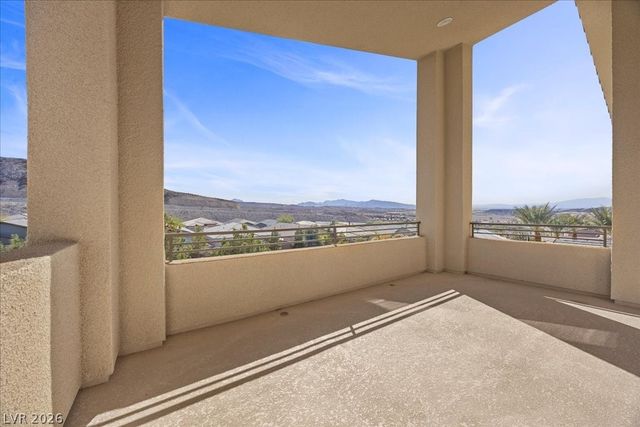 13 Scenic Terrain Avenue, Henderson, NV 89011