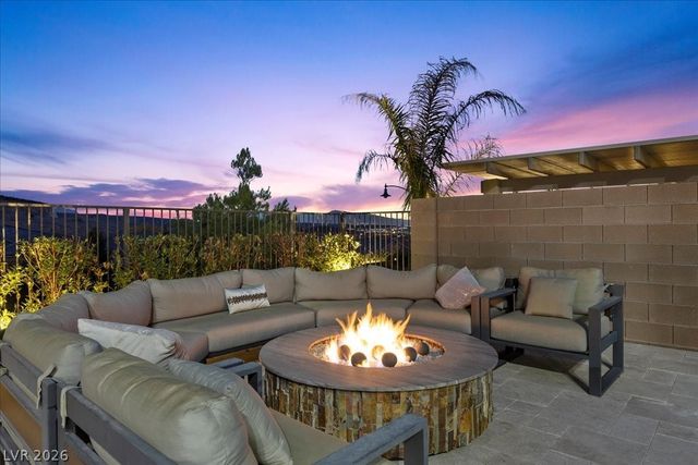 13 Scenic Terrain Avenue, Henderson, NV 89011