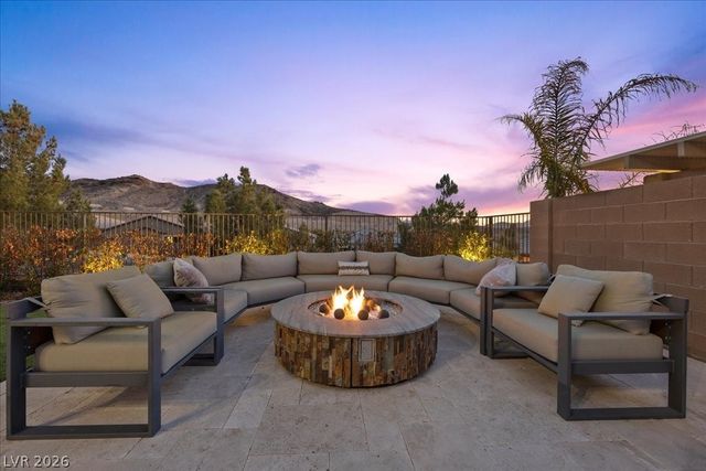 13 Scenic Terrain Avenue, Henderson, NV 89011