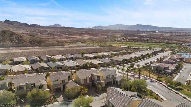 13 Scenic Terrain Avenue, Henderson, NV 89011
