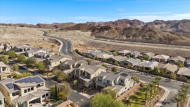 13 Scenic Terrain Avenue, Henderson, NV 89011