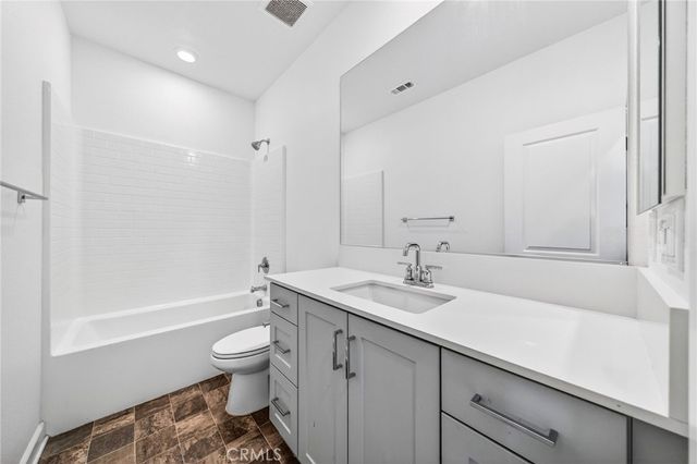 1218 Sunrise View 105, San Marcos, CA 92078