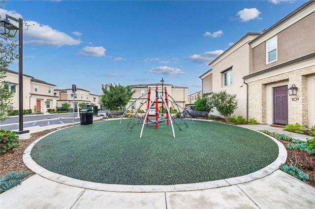 1218 Sunrise View 105, San Marcos, CA 92078