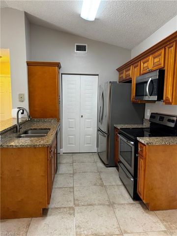 2226 Arbour Walk CIR # 1926, Naples, FL 34109