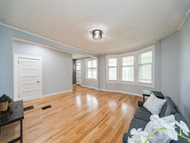 1534 9th Street, Des Moines, IA 50314