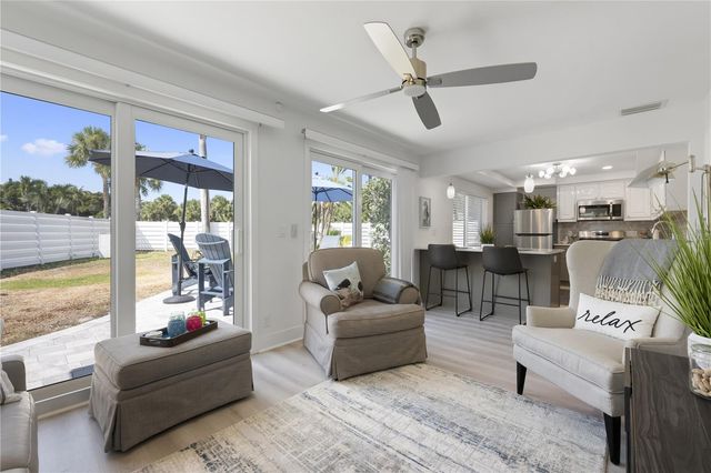 524 SPANISH DRIVE S 125, Longboat Key, FL 34228