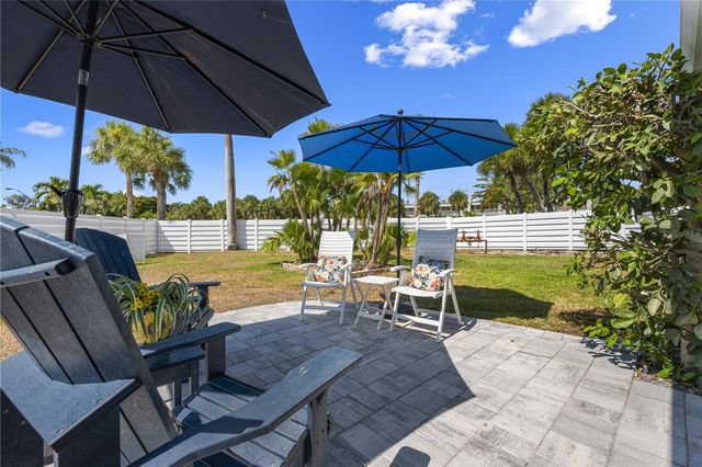 524 SPANISH DRIVE S 125, Longboat Key, FL 34228