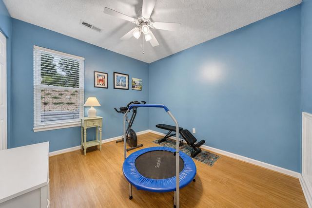 390 Tinkerview DR, Cloverdale, VA 24077
