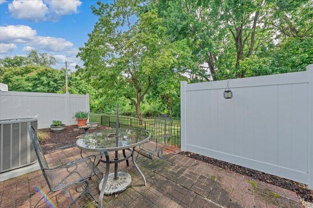390 Tinkerview DR, Cloverdale, VA 24077