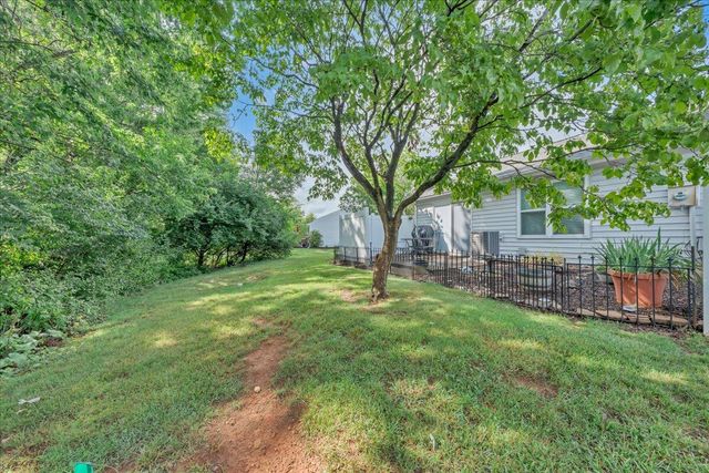 390 Tinkerview DR, Cloverdale, VA 24077
