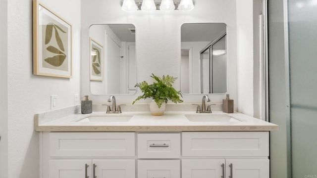 415 Stoney Point Way 106, Oceanside, CA 92058