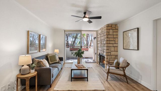 415 Stoney Point Way 106, Oceanside, CA 92058