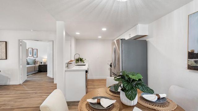 415 Stoney Point Way 106, Oceanside, CA 92058