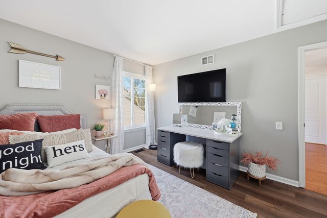 1268 Spaulding Road, Bartlett, IL 60103