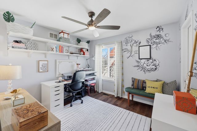 1268 Spaulding Road, Bartlett, IL 60103