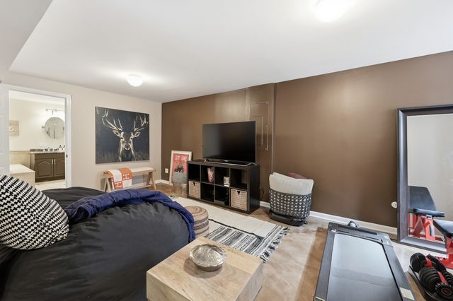 1268 Spaulding Road, Bartlett, IL 60103