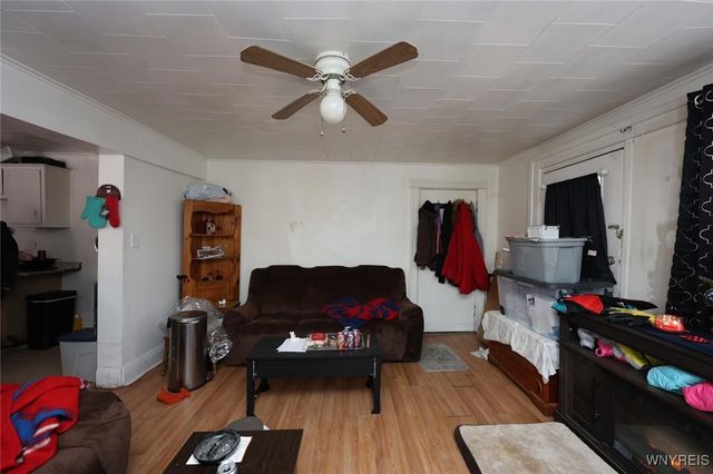 955 Niagara Avenue, Niagara Falls, NY 14305