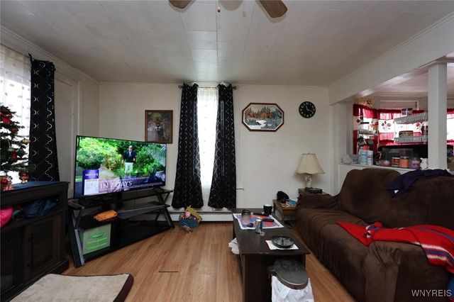 955 Niagara Avenue, Niagara Falls, NY 14305