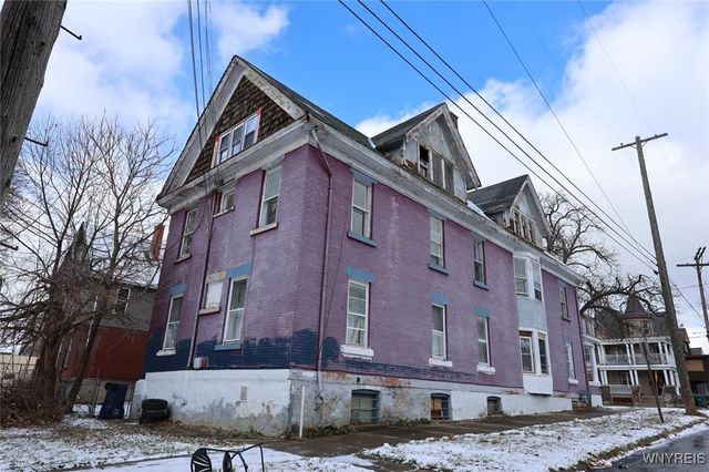 955 Niagara Avenue, Niagara Falls, NY 14305