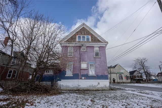 955 Niagara Avenue, Niagara Falls, NY 14305