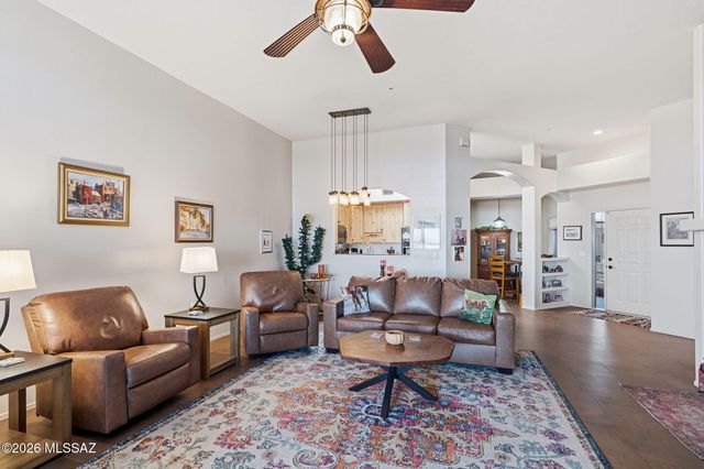 2541 S Pecan Valley Place, Green Valley, AZ 85614