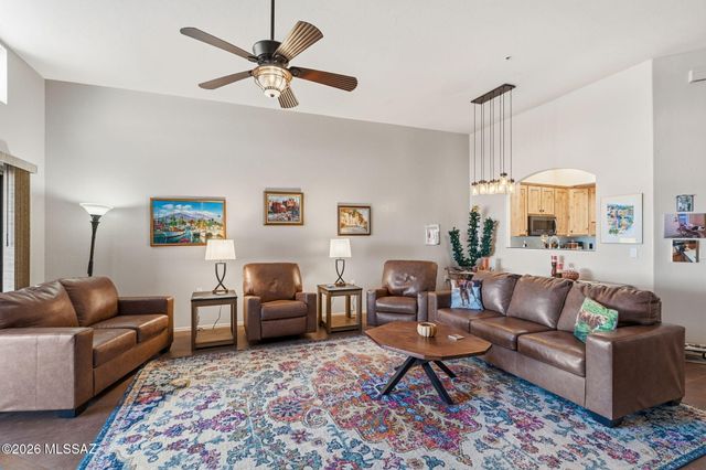 2541 S Pecan Valley Place, Green Valley, AZ 85614