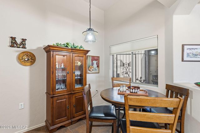 2541 S Pecan Valley Place, Green Valley, AZ 85614