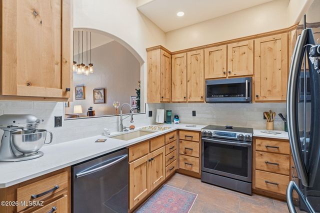 2541 S Pecan Valley Place, Green Valley, AZ 85614