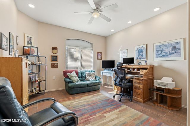 2541 S Pecan Valley Place, Green Valley, AZ 85614