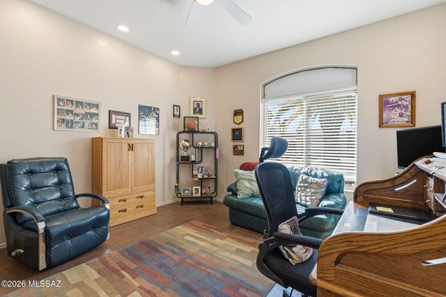 2541 S Pecan Valley Place, Green Valley, AZ 85614