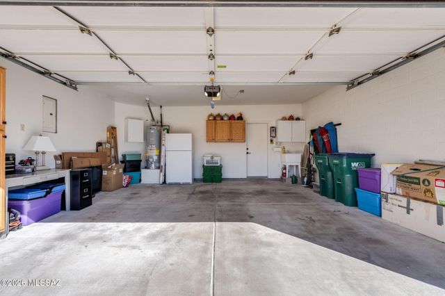 2541 S Pecan Valley Place, Green Valley, AZ 85614