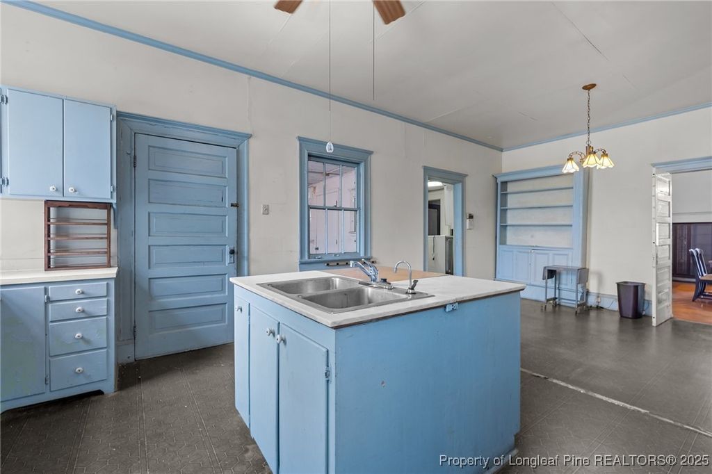 205 N Vance Street, Red Springs, NC 28377 — photo 11
