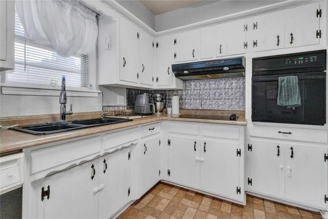 410 Vickie Drive, Del City, OK 73115