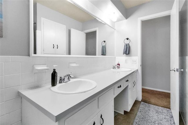 410 Vickie Drive, Del City, OK 73115