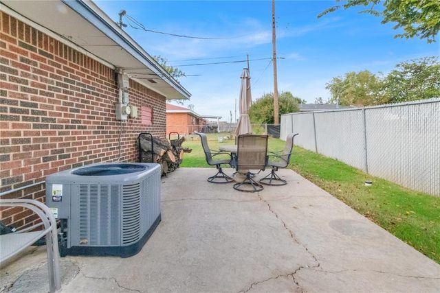 410 Vickie Drive, Del City, OK 73115