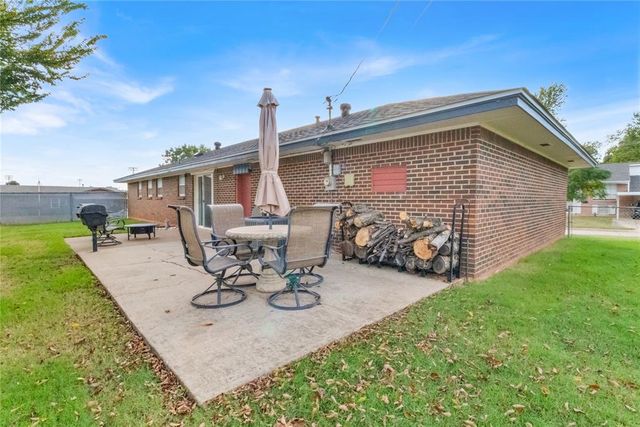 410 Vickie Drive, Del City, OK 73115