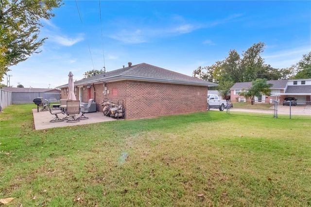 410 Vickie Drive, Del City, OK 73115
