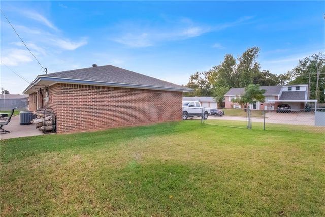 410 Vickie Drive, Del City, OK 73115