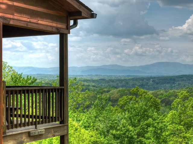 291 Tower Road, Mineral Bluff, GA 30559