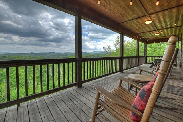 291 Tower Road, Mineral Bluff, GA 30559
