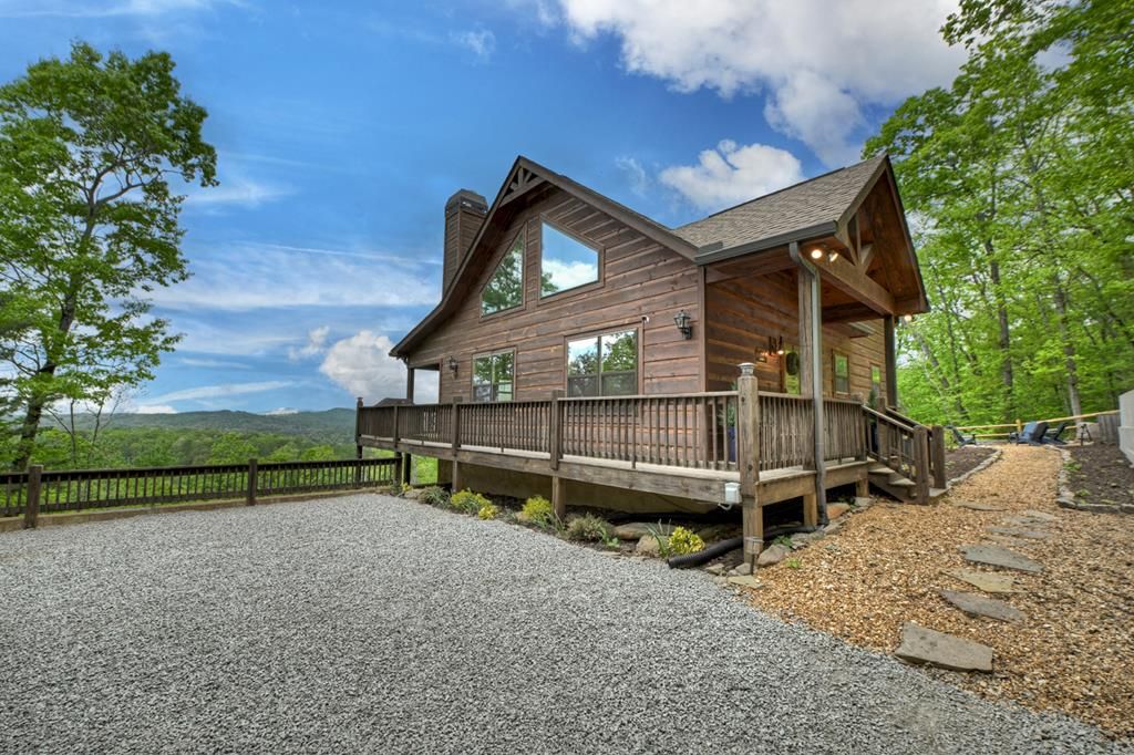 291 Tower Road, Mineral Bluff, GA 30559