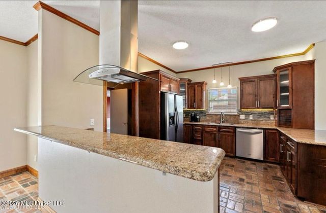 1302 Roswell Street, Pascagoula, MS 39581