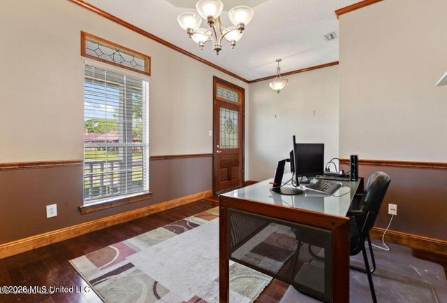 1302 Roswell Street, Pascagoula, MS 39581