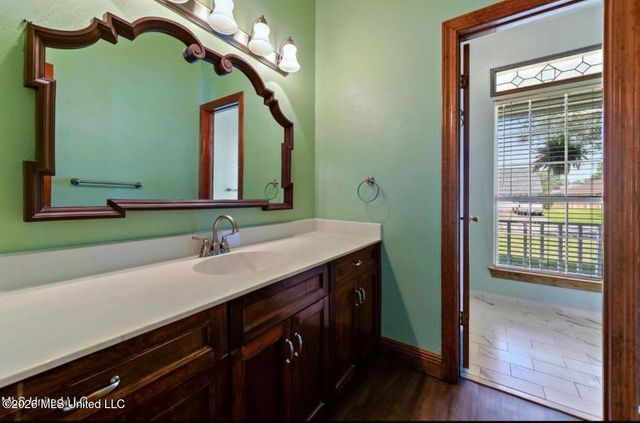 1302 Roswell Street, Pascagoula, MS 39581