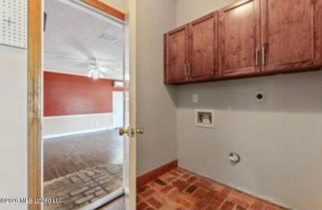 1302 Roswell Street, Pascagoula, MS 39581